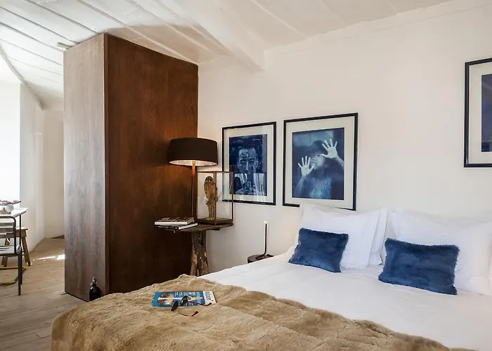 Alfama - St Estevao Viewpoint | Cheese & Wine Lisboa