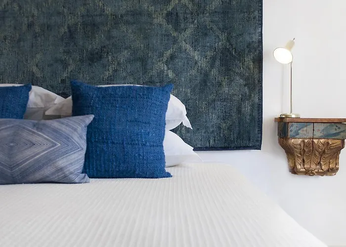 Alfama - St Estevao Viewpoint | Cheese & Wine Lisboa