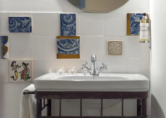 Alfama - St Estevao Viewpoint | Cheese & Wine Lisboa